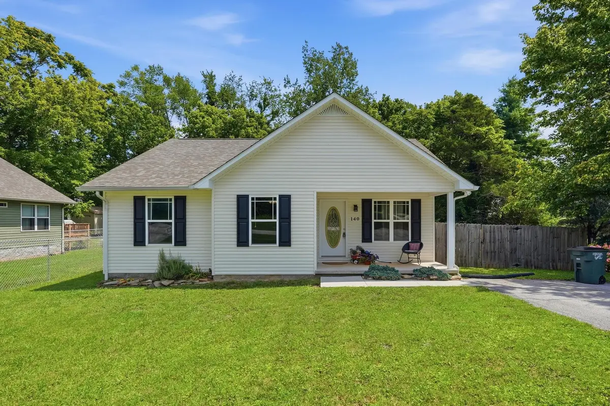 140 Carson St, Sparta, TN 38583 - #1