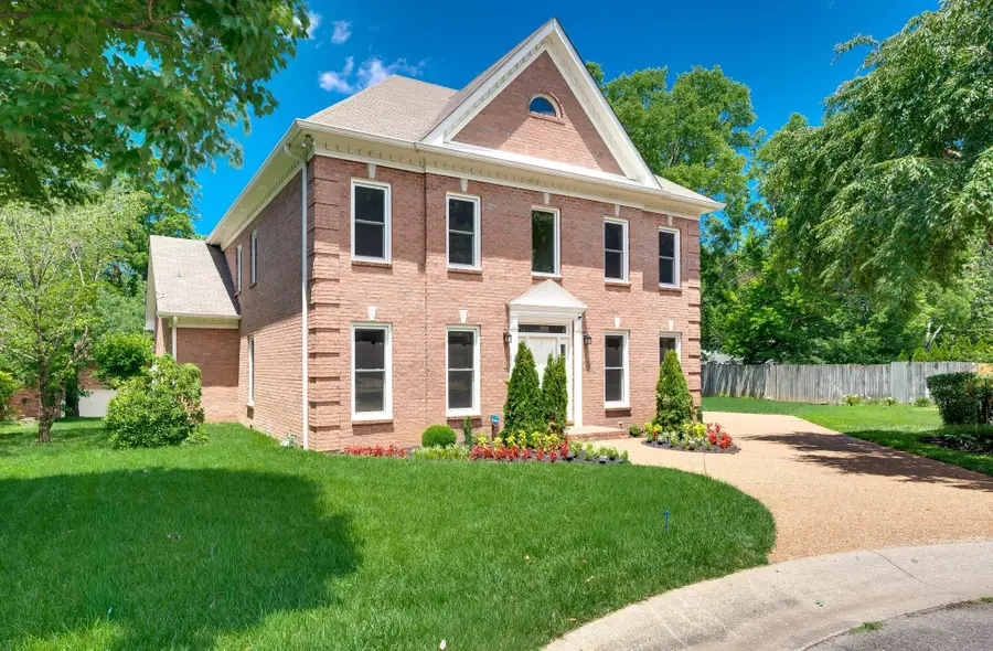 1605 Ardenwood Ct, Nashville, TN 37215 - #2