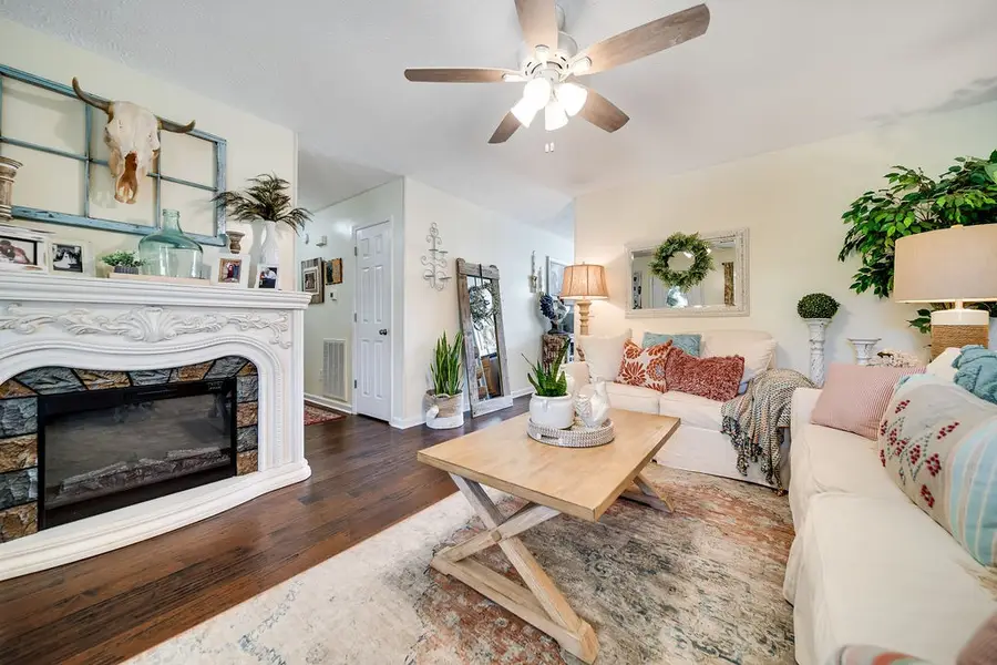 217 Wagoners Way, Westmoreland, TN 37186 - #2