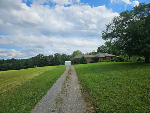 6931 Herbert Shannon Rd, Springfield, TN 37172