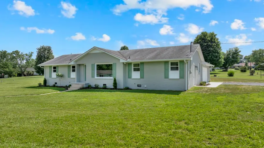 202 Lee Ln, Shelbyville, TN 37160 - #2