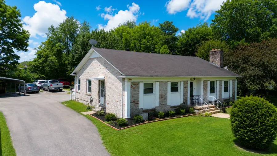 115 Debus St, Lawrenceburg, TN 38464 - #2