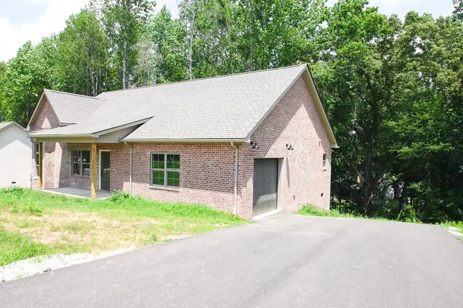 401 Crossvine Rd, Sparta, TN 38583 - #3