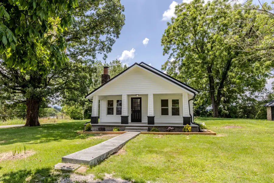 334 N Robin Hood Rd, Doyle, TN 38559 - #2