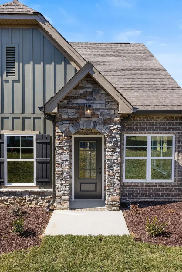 92 Founding Way #22, Lookout Mountain, GA 30750