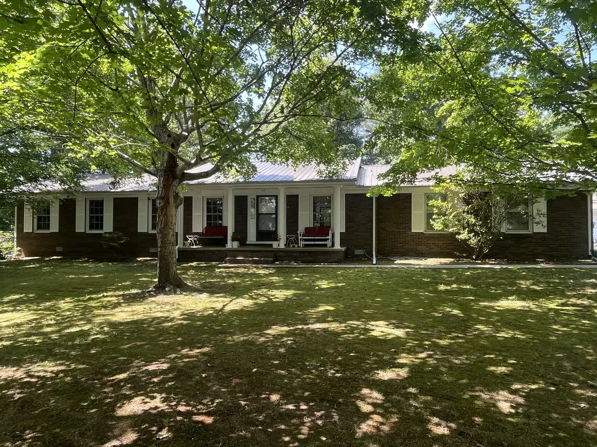 23 Woods Edge Rd, Winchester, TN 37398 - #1