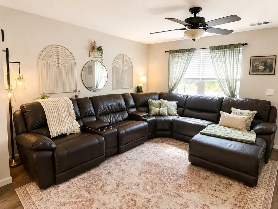 5520 Compass Way, Christiana, TN 37037 - #3