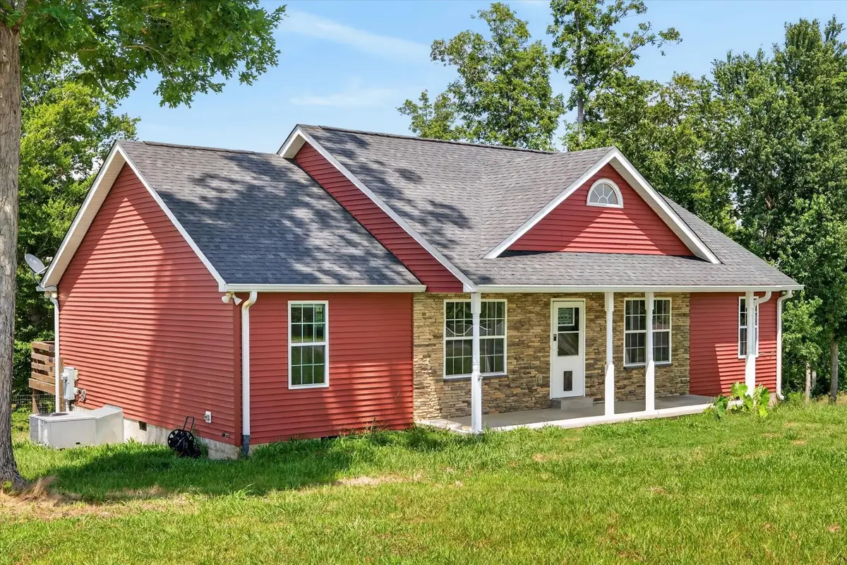 171 High Point Rd, Erin, TN 37061 - #1