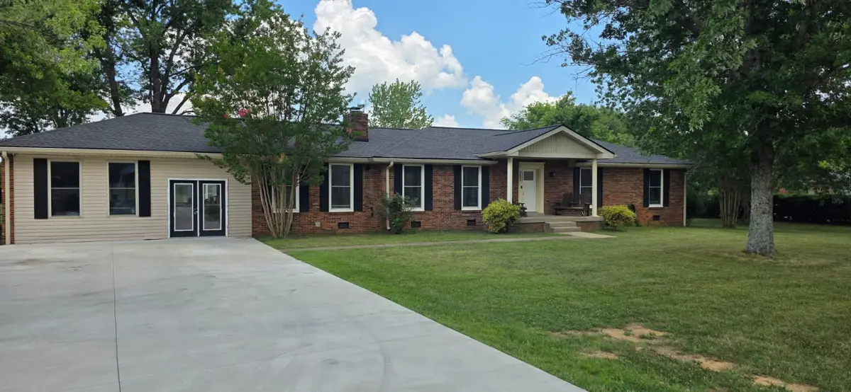 1419 Alhambra Dr, Lebanon, TN 37087 - #1