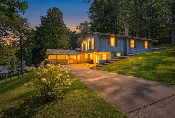554 Hickman Shores Rd, Dover, TN 37058