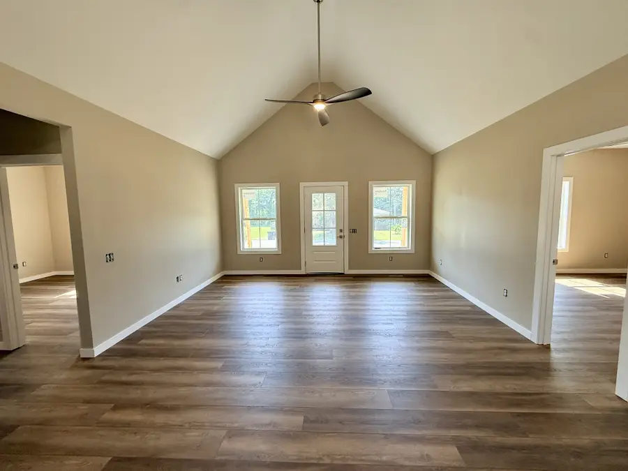 851 Anthony Avenue, Smithville, TN 37166 - #3