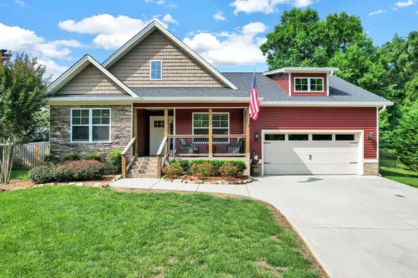 1302 Blythe Ferry Place Ne, Cleveland, TN 37312