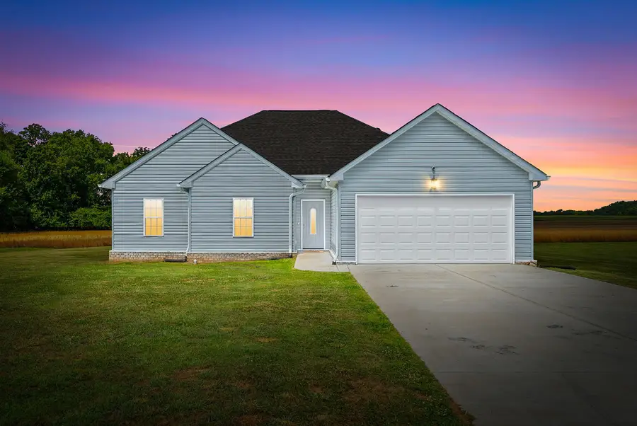 103 Red Bird Ave, Adairville, KY 42202 - #2