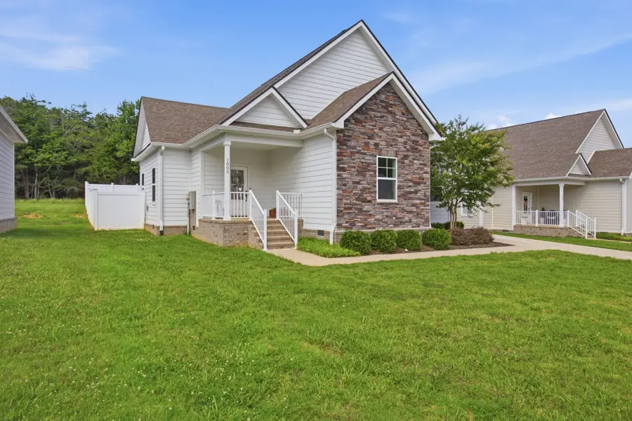 1005 Sycamore Rdg E, Burns, TN 37029 - #2