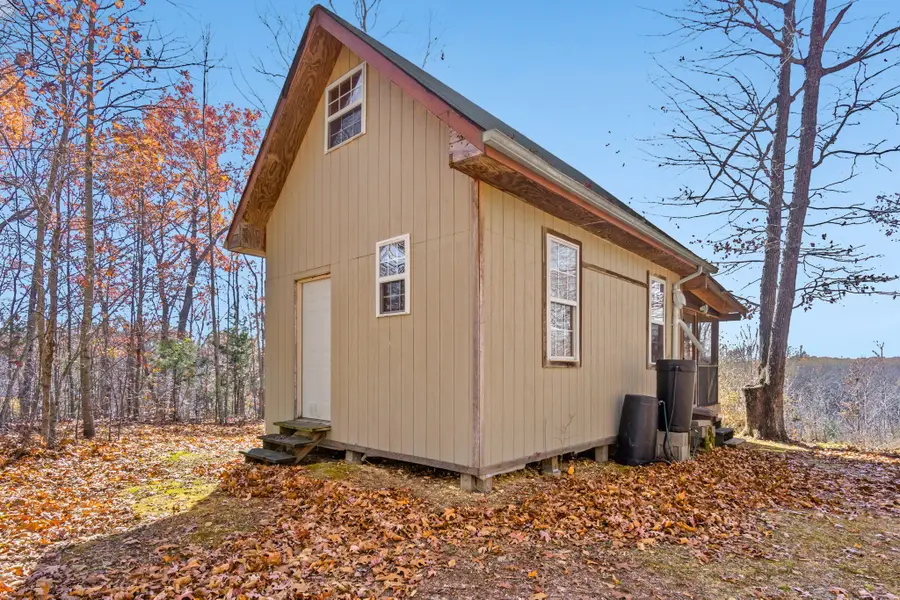 353 Red Bud Ln, Hilham, TN 38568 - #3