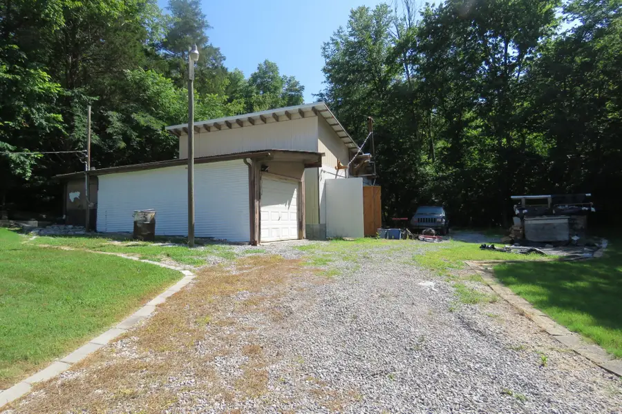 1757 Wet Mill Creek Rd, Celina, TN 38551 - #2