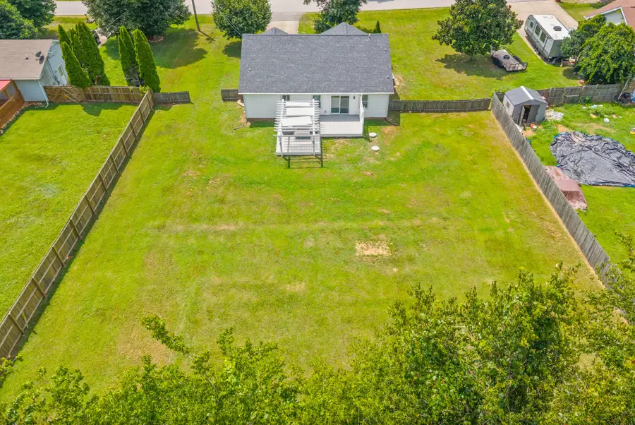 2223 Kim Dr, Clarksville, TN 37043 - #2