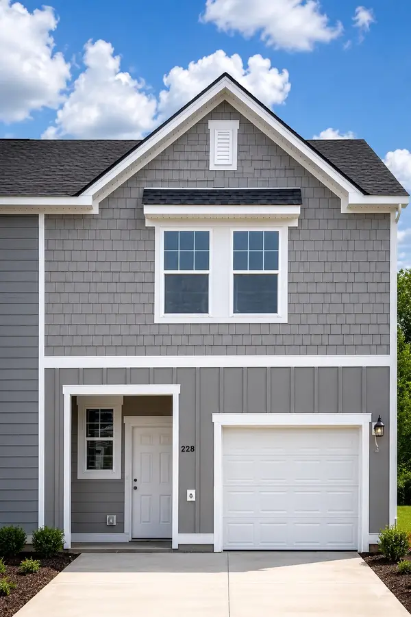 228 Darlington Drive, Dickson, TN 37055