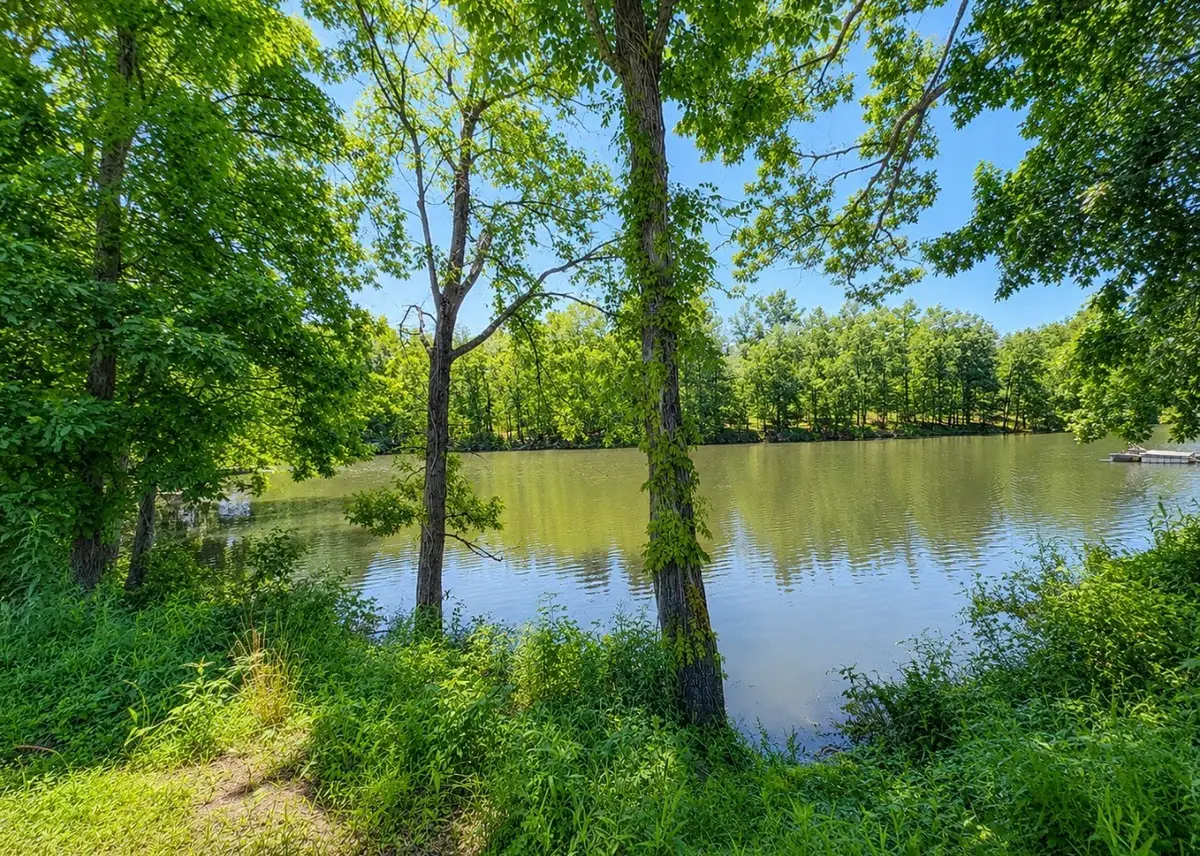 384 Duck Blind Rd, Clifton, TN 38425 - #1