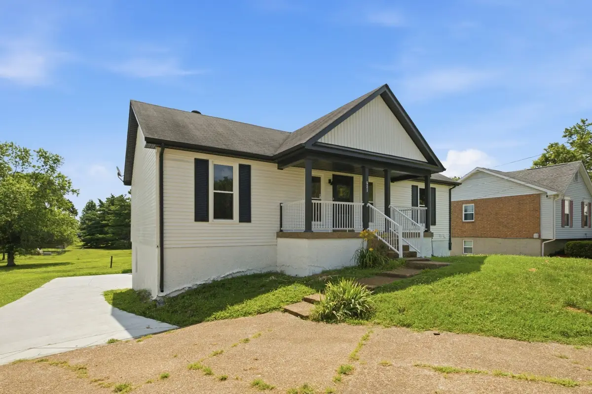 521 Spring Garden Ct, Antioch, TN 37013 - #1