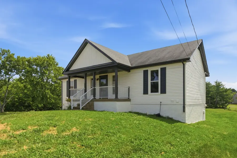 521 Spring Garden Ct, Antioch, TN 37013 - #2
