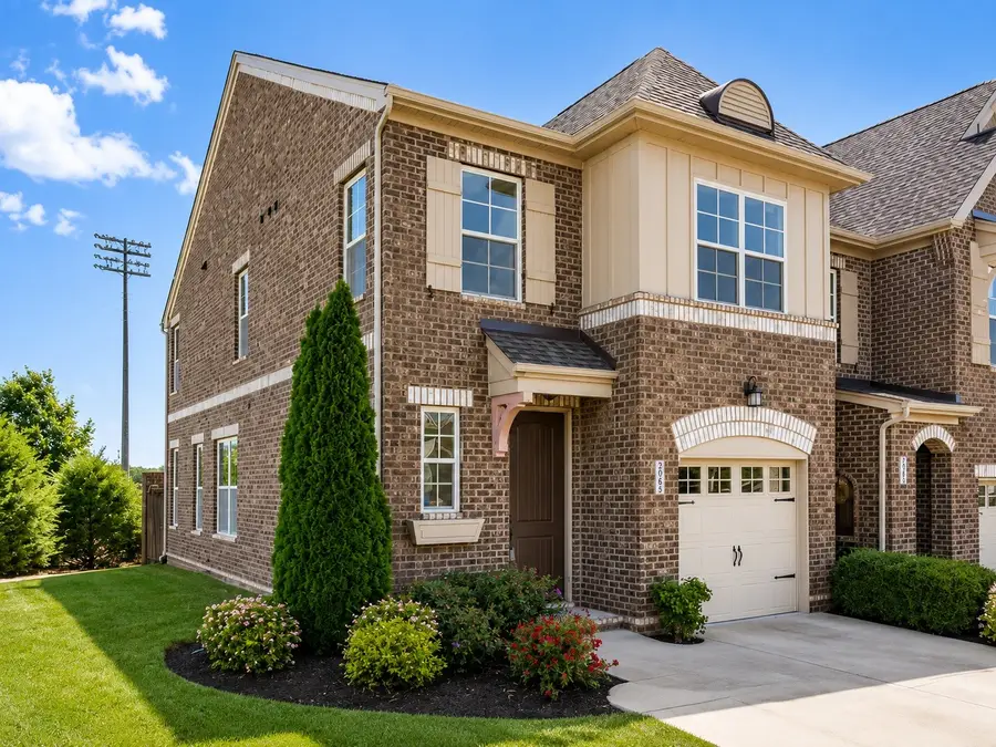 2065 Newark Ln, Thompsons Station, TN 37179 - #2