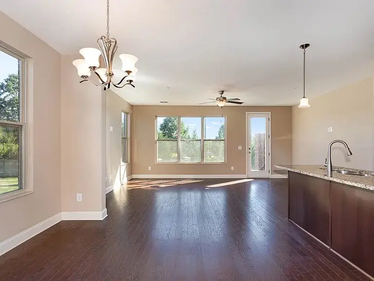 2065 Newark Ln, Thompsons Station, TN 37179 - #3