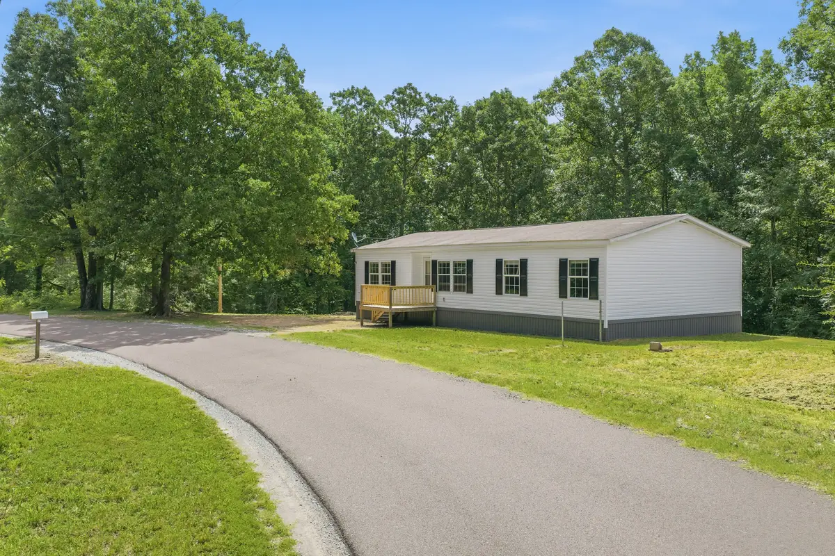 2625 Horny Head Creek Rd, Parsons, TN 38363 - #1