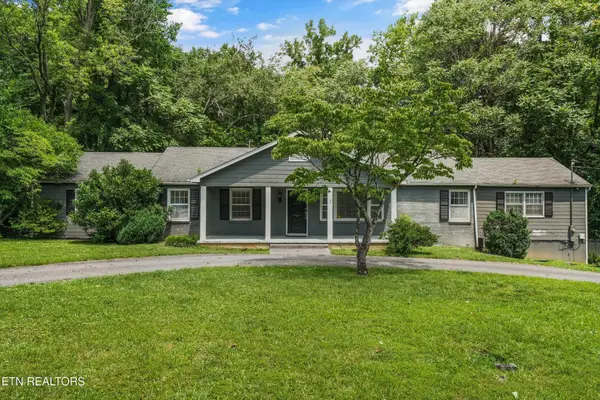 5403 E Sunset Rd, Knoxville, TN 37914