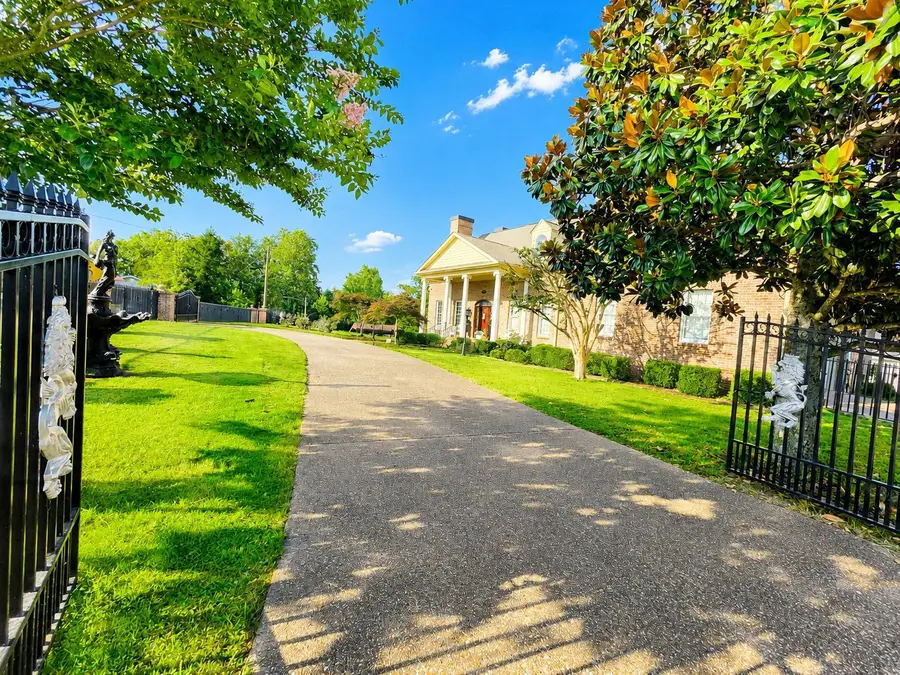 200 Holmes Creek Rd, Smithville, TN 37166 - #2