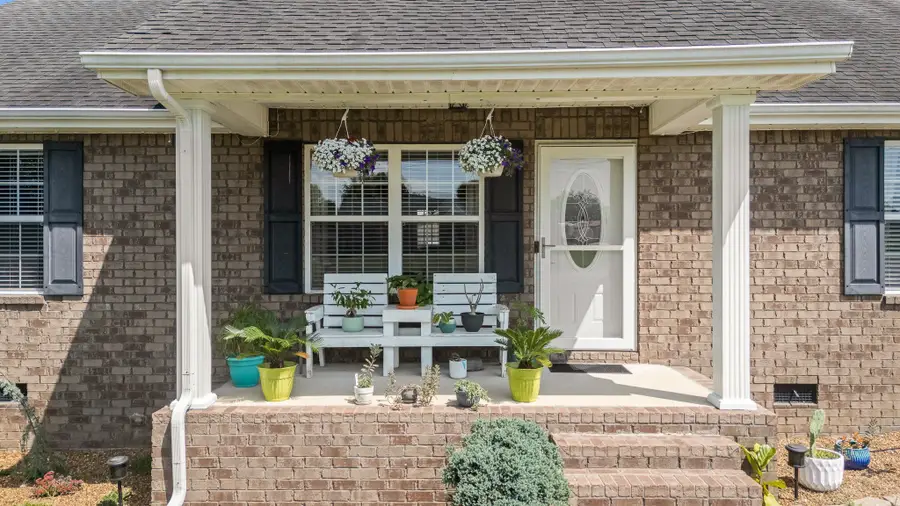 1012 Peak Dr, Castalian Springs, TN 37031 - #2