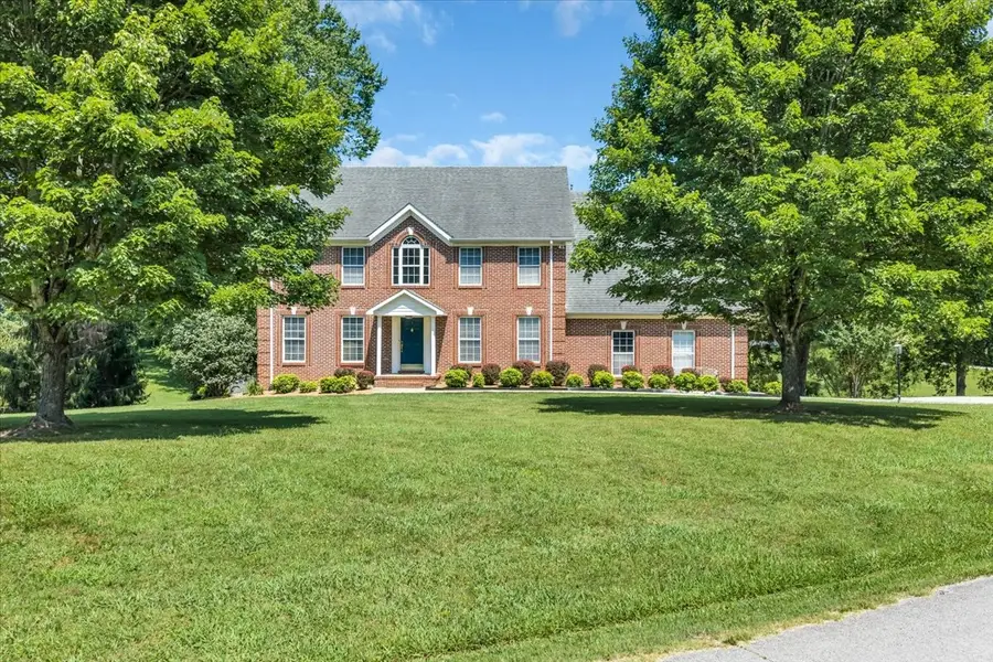 141 W Laurel Ave, McMinnville, TN 37110 - #2