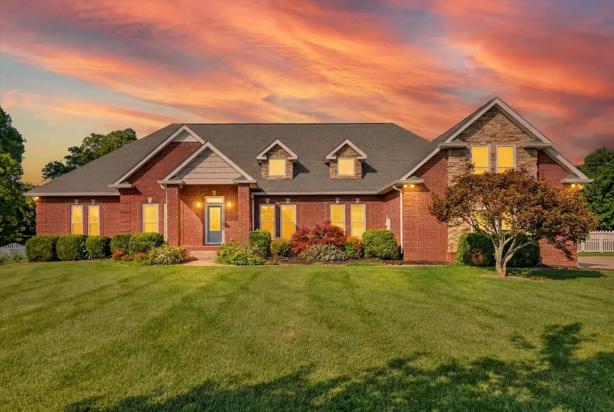 476 Maxshire Ct, Clarksville, TN 37043 - #1