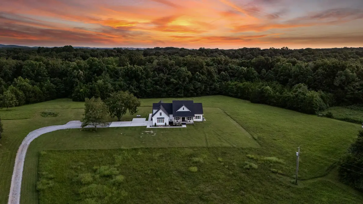 1851 Warner Bridge Rd, Shelbyville, TN 37160 - #1
