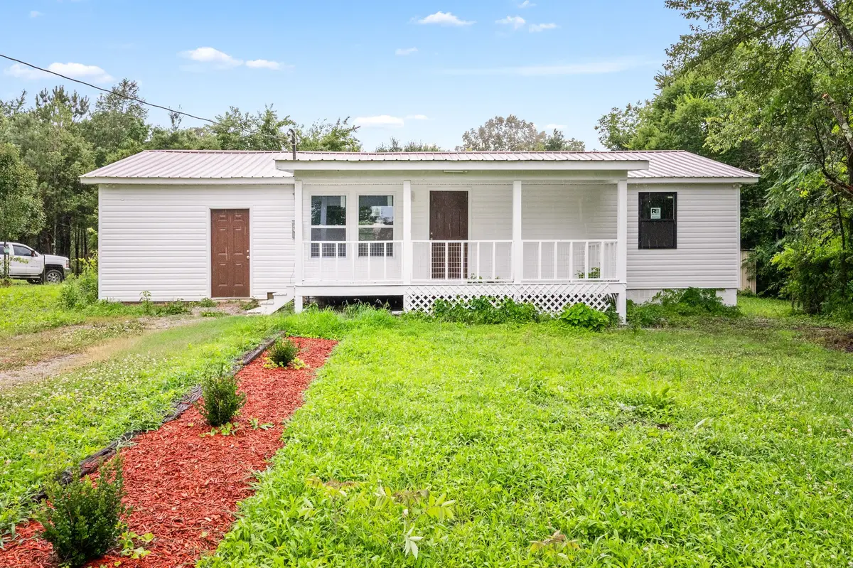 243 N G St, Hillsboro, TN 37342 - #1