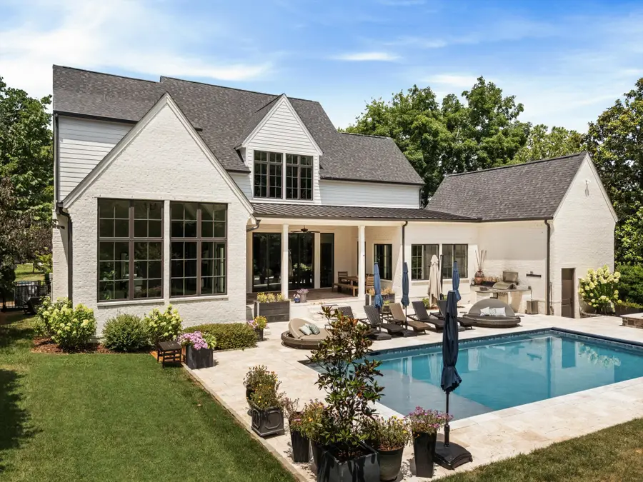 135 Alton Rd, Nashville, TN 37205 - #3