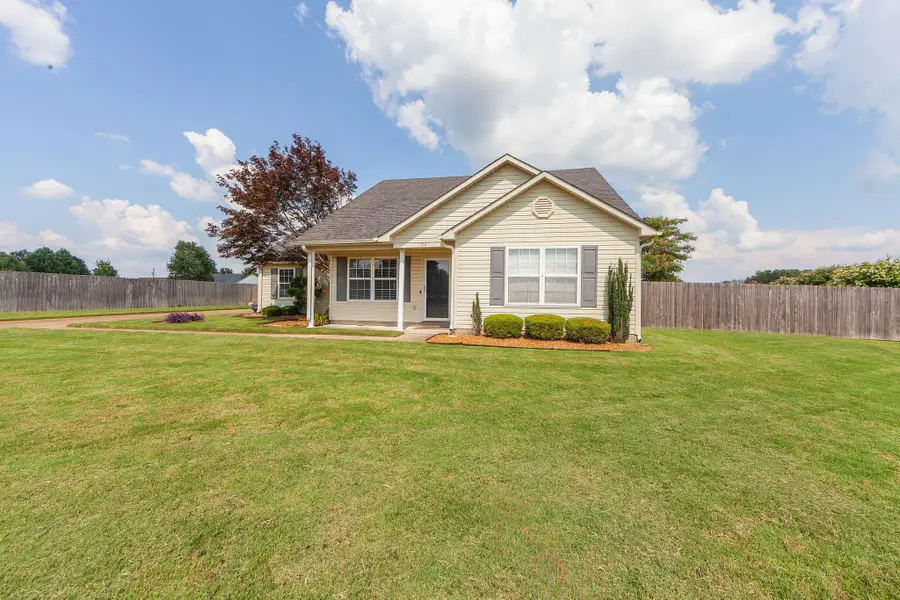 52 Majestic Oak Cv, Humboldt, TN 38343 - #2