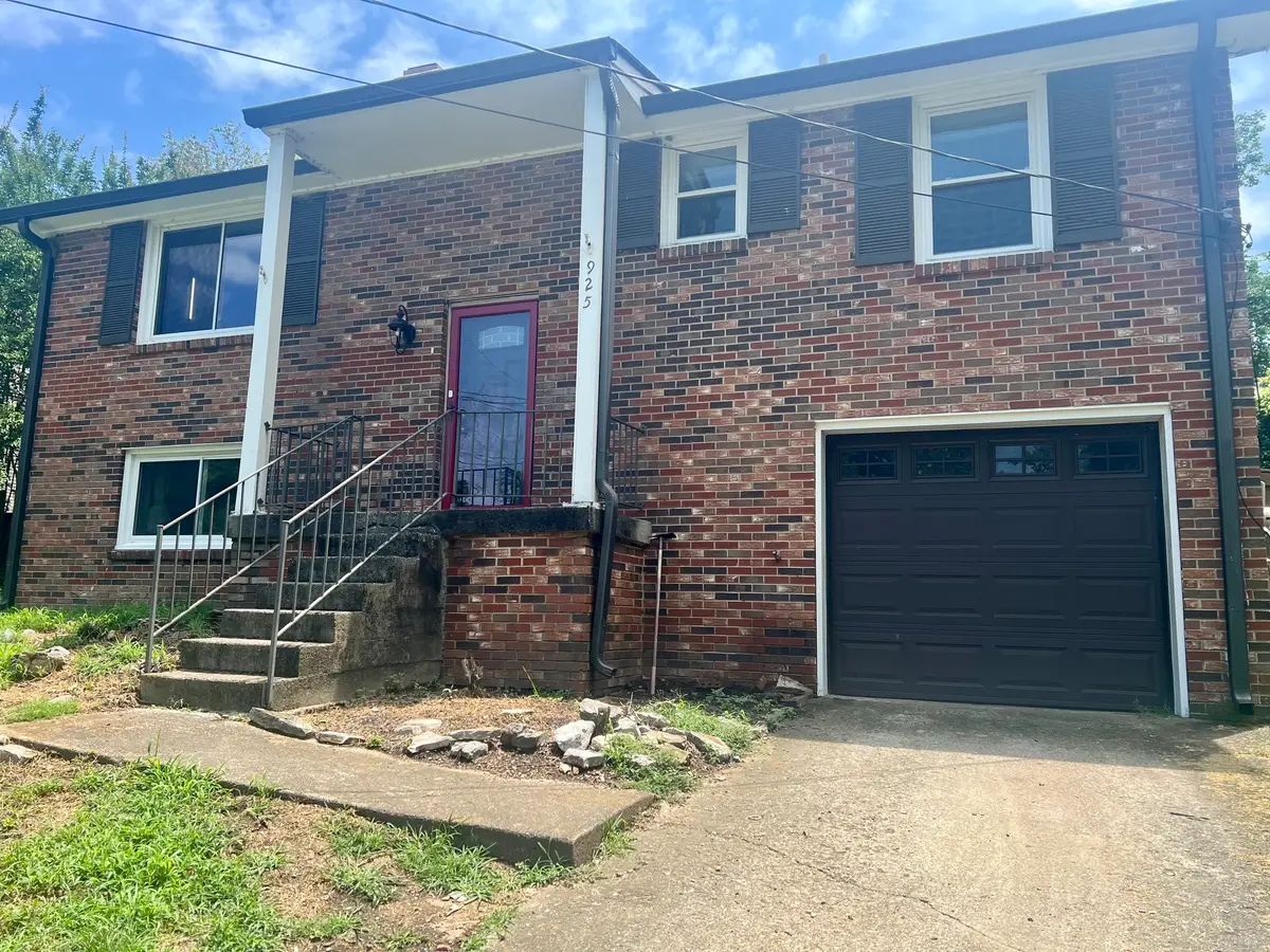 925 Algonquin Ct, Antioch, TN 37013 - #1