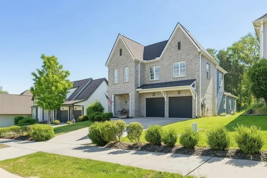 705 Plowson Rd, Mount Juliet, TN 37122 - #2
