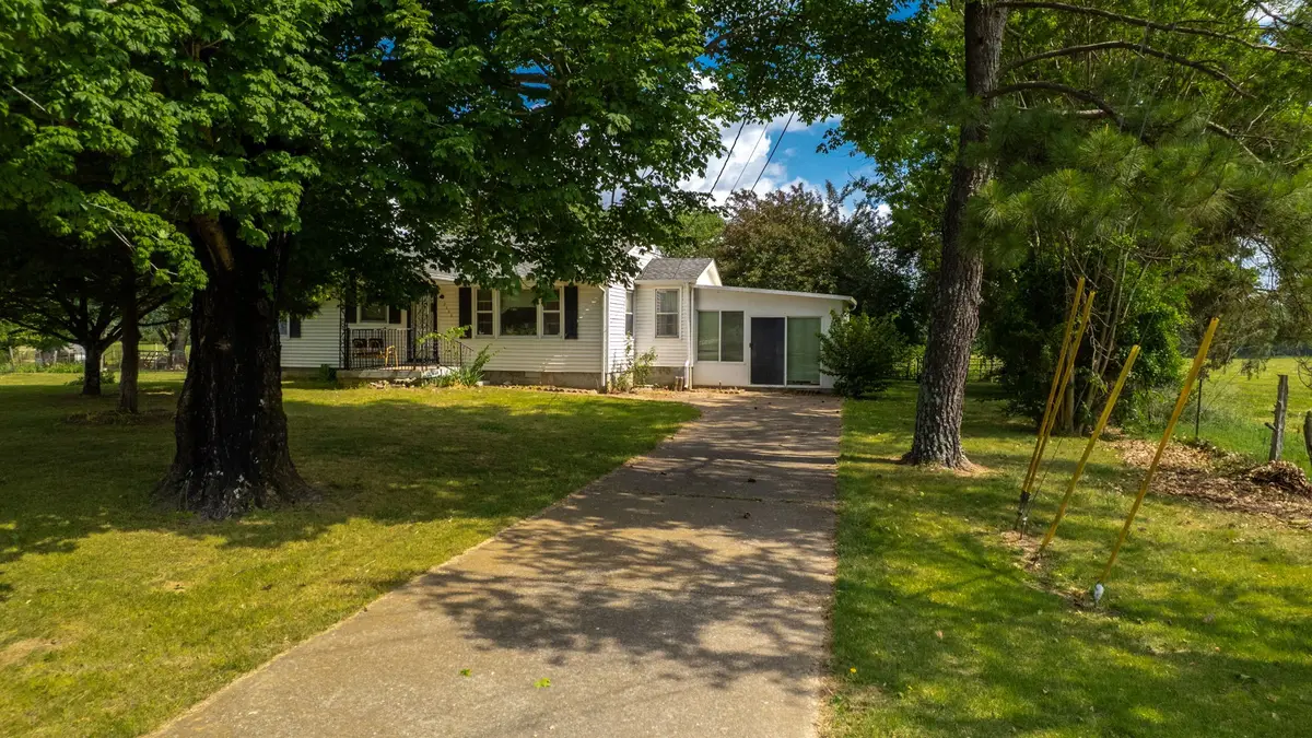 2393 Trousdale Ferry Pike, Lebanon, TN 37087 - #1