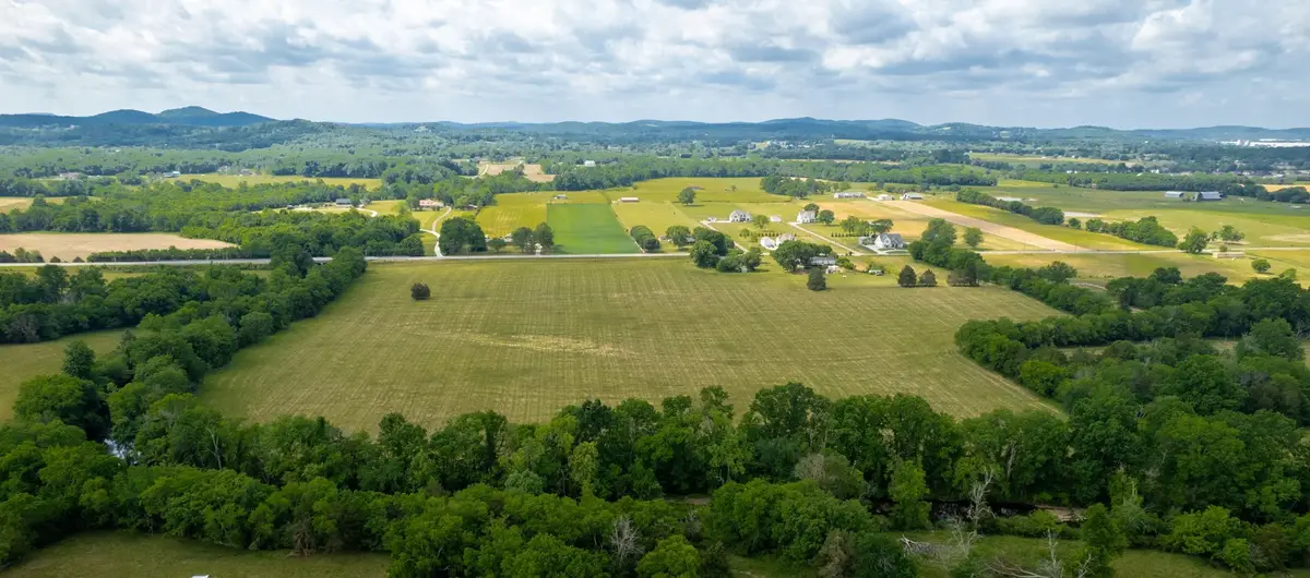 2393 Trousdale Ferry Pike, Lebanon, TN 37087 - #1