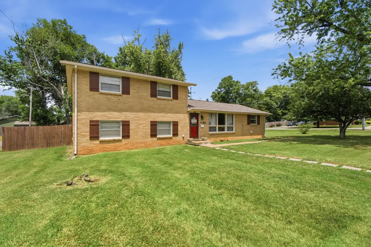 1002 W Northfield Blvd, Murfreesboro, TN 37129 - #1