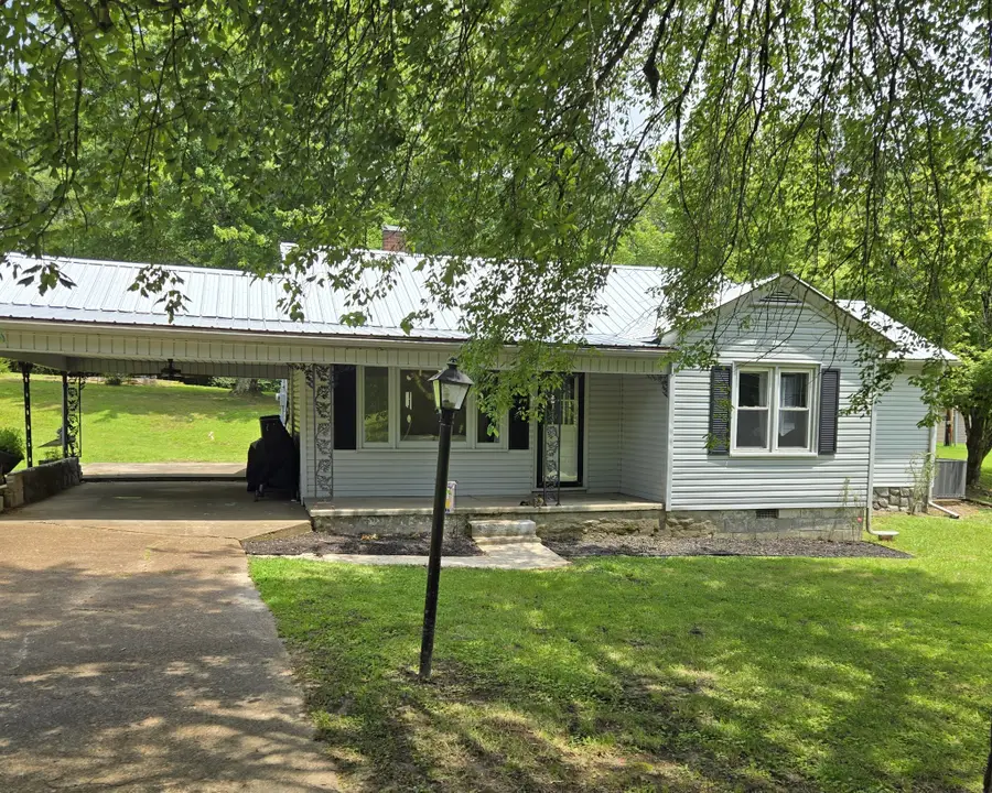 90 Wren Ave, Camden, TN 38320 - #2