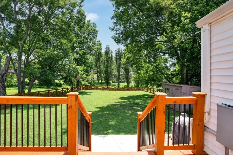 217 Ridgeway Dr, Nashville, TN 37214 - #2