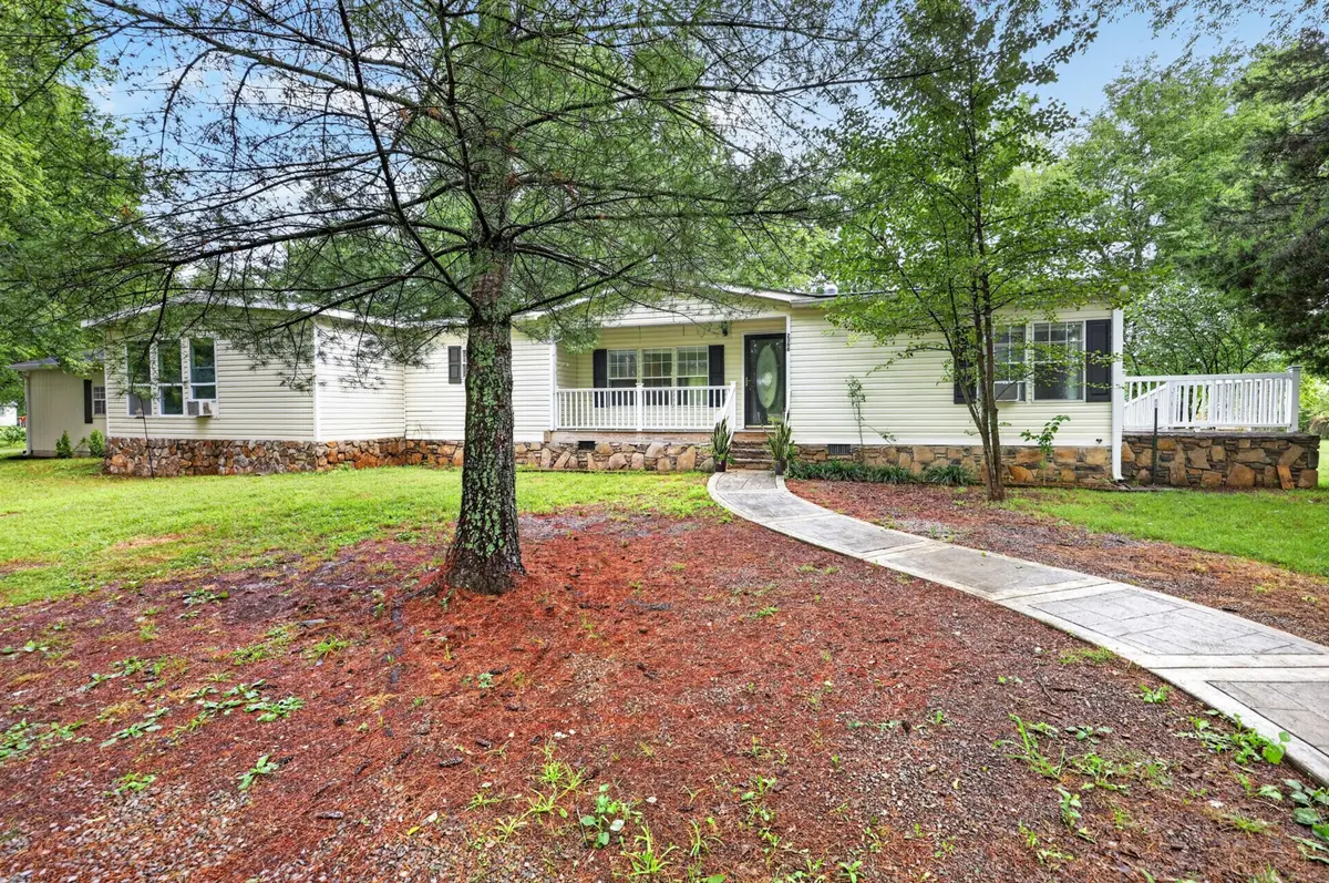 2388 Bear Creek Pike, Columbia, TN 38401 - #1