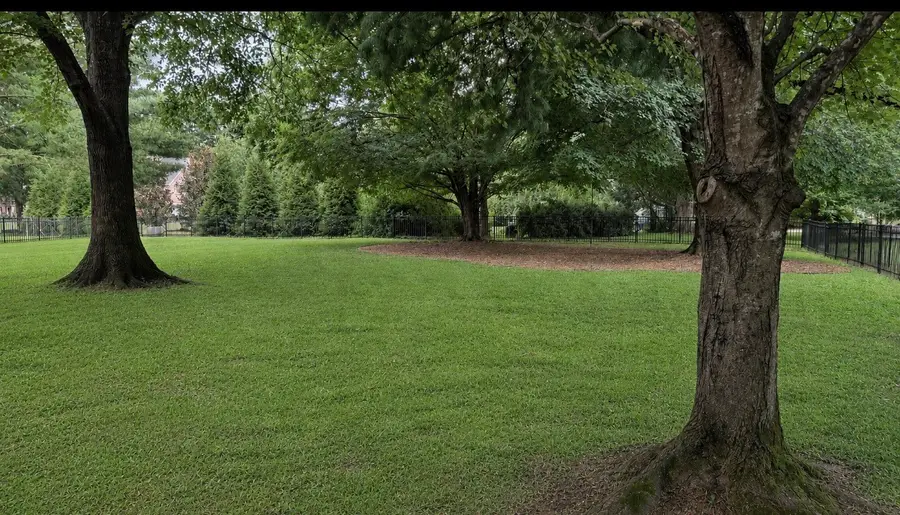 915 Briarwood Crst, Nashville, TN 37221 - #2