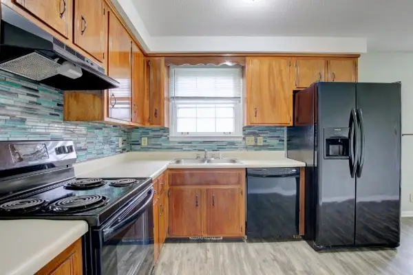 204 Hazelnut Ct, Clarksville, TN 37042 - #3