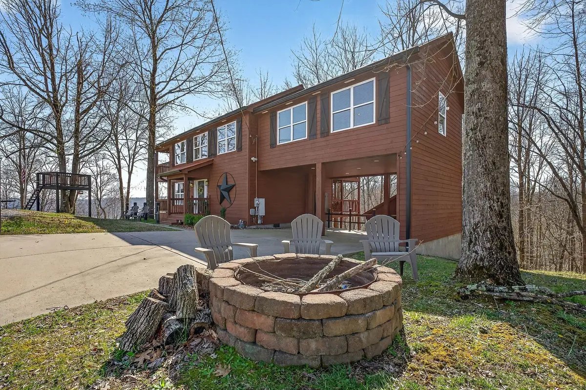 300 Crest Dr, Smithville, TN 37166 - #1