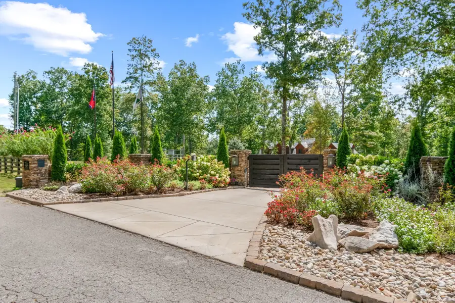 6011 Garrison Springs Rd, Franklin, TN 37064 - #2