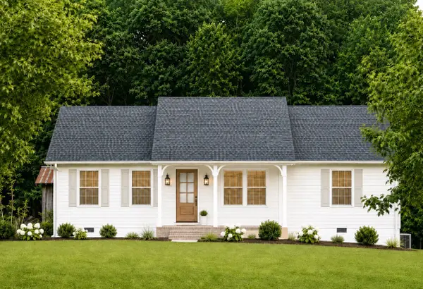 1132 Peter Pond Rd, Ashland City, TN 37015